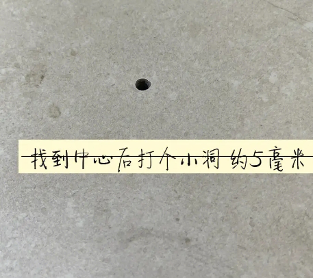 贺兰瓷砖空鼓维修公司专业解答在瓷砖铺贴过程中，如果砂料搅拌不均匀，将会带来以下问题